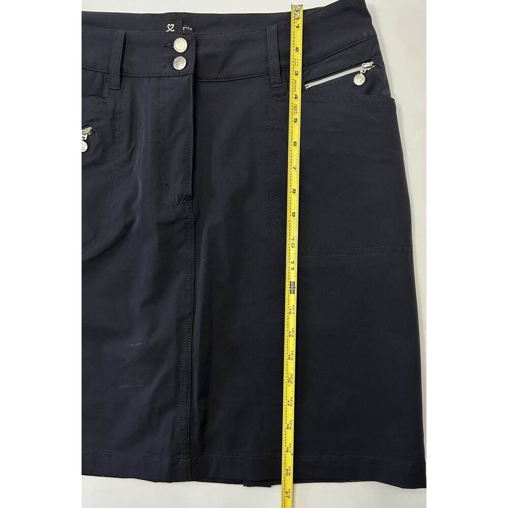Daily Sports Born In Sweden Golf Black/Silver Skort Short/Skirt Size 8 US - Picture 4 of 6